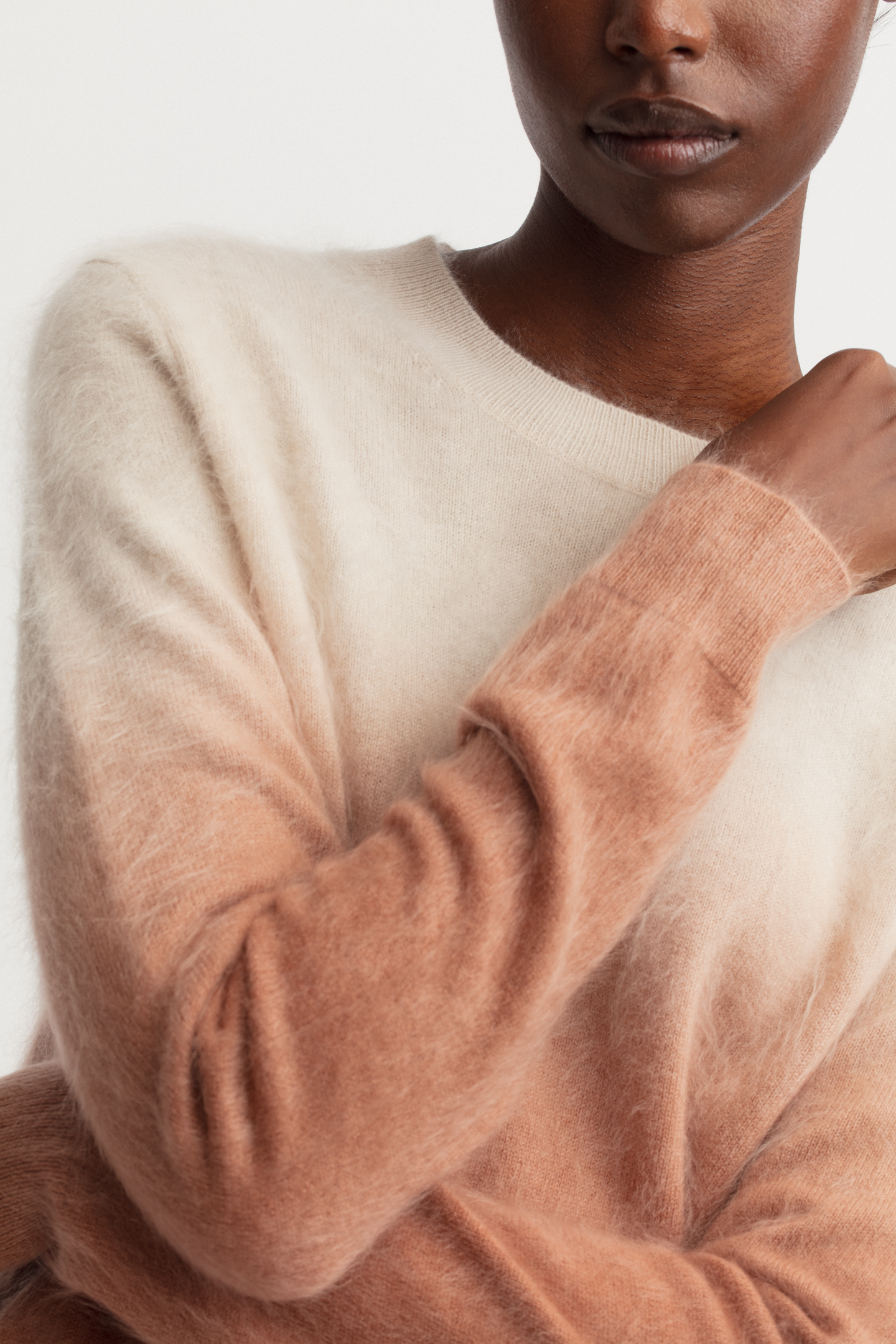 Brushed Cashmere Pullover Brushed Cashmere Pullover